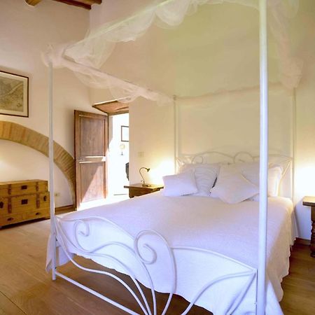 Torre Di Badia Bed & Breakfast Badia A Passigano Luaran gambar